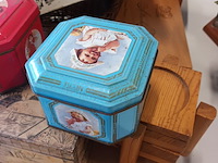 Lot 125 - dozen en blikken. 12 stuks - afbeelding 3 van  4