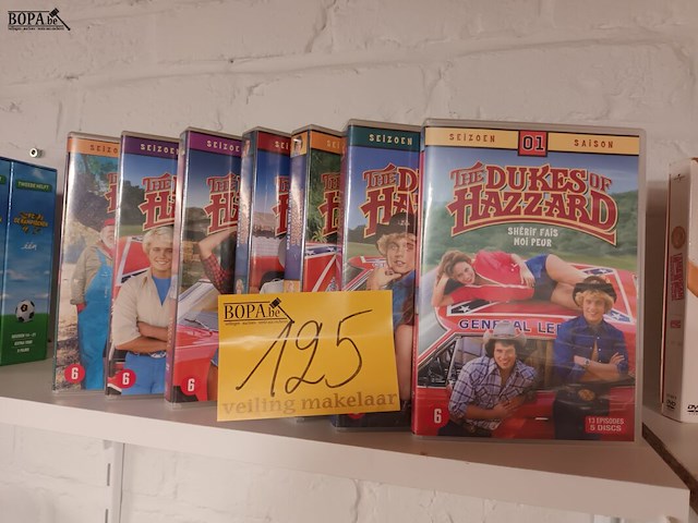 Lot 125 - dvd’s the dukes of hazzard - afbeelding 1 van  3