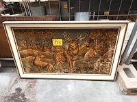 Lot 125 - kader wandtapijt met herten - afbeelding 1 van  3