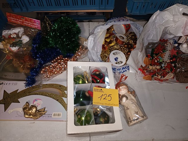 Lot 125 - kerstdecoratie - afbeelding 1 van  5