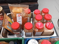 Lot 125 - lot kruiden en conserven - afbeelding 2 van  7