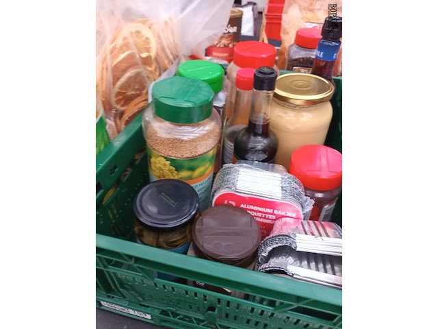 Lot 125 - lot kruiden en conserven - afbeelding 5 van  7