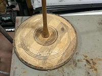 Lot 125 - oud werkgerief, metaal en hout - circa 10 stuks - afbeelding 6 van  6