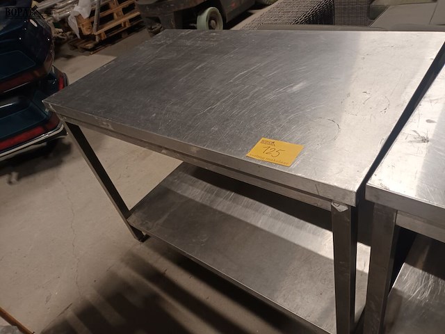 Lot 125 - rvs werktafel - afbeelding 1 van  3