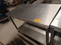 Lot 125 - rvs werktafel - afbeelding 1 van  3