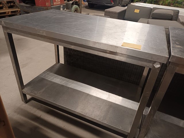 Lot 125 - rvs werktafel - afbeelding 2 van  3