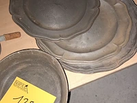 Lot 125 - tinnen schalen. 11 stuks - afbeelding 3 van  5