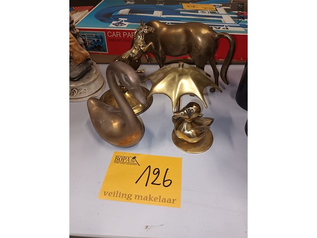 Lot 126 - decoratieve dieren in messing. 4 stuks - afbeelding 1 van  5