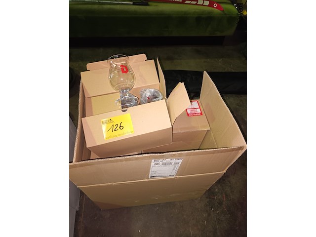 Lot 126 - herbruikbare duvel bekers - afbeelding 1 van  3