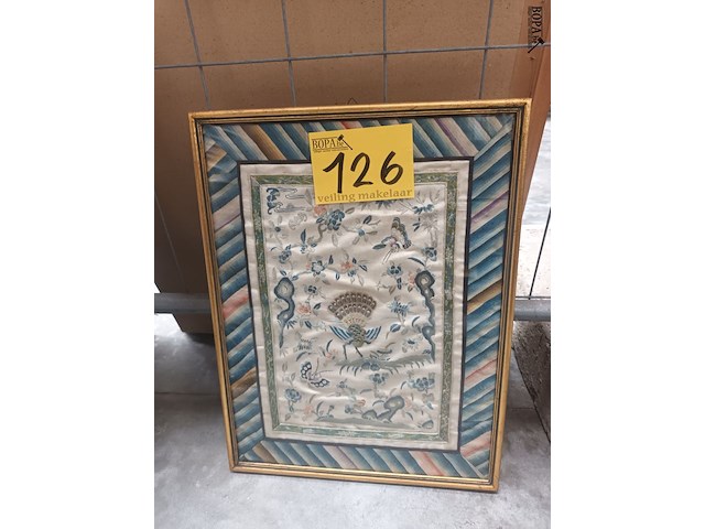 Lot 126 - kader vogel, vlinders en bloemen - afbeelding 1 van  3
