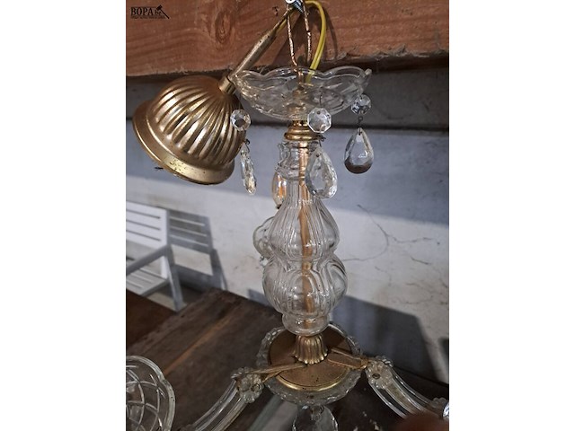 Lot 126 - klassieke kroonluchter in glas en messing/bronskleurig - afbeelding 3 van  4