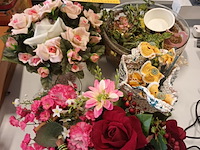 Lot 126 - kunstbloemen. 6 stuks - afbeelding 1 van  3