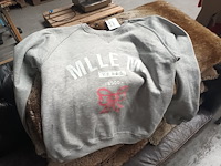 Lot 126 - sweater mlle m. 15 stuks - afbeelding 3 van  3