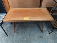 Lot 126 - vintage salontafel - afbeelding 1 van  4