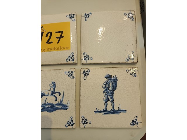 Lot 127 - antieke tegels. 8 stuks - afbeelding 4 van  4