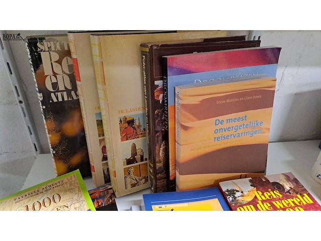 Lot 127 - boeken over wereldreizen 12 stuks - afbeelding 3 van  3