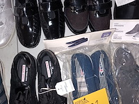 Lot 127 - damesschoenen - afbeelding 3 van  4