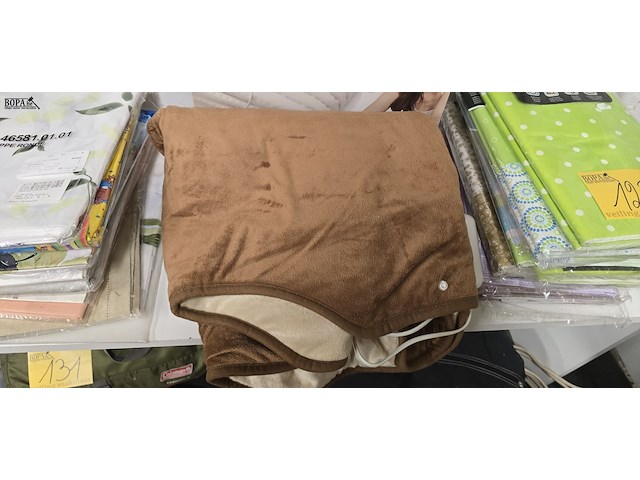 Lot 127 - elektrisch onderdeken en bovendeken - afbeelding 3 van  4