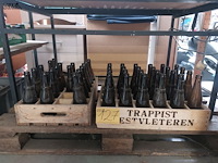 Lot 127 - kisten west-vleteren bier, 2 stuks - afbeelding 1 van  1