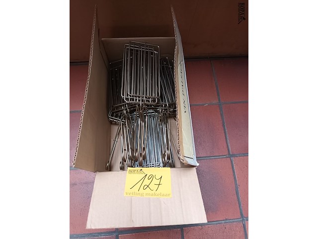 Lot 127 - lot croque monsieur tangen. 1 doos - afbeelding 1 van  3