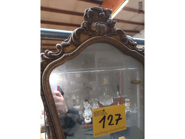 Lot 127 - vergulde spiegel deknudt - afbeelding 2 van  3