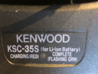 Lot 127 - walkie talkies kenwood - afbeelding 3 van  4