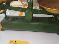 Lot 127 - weegschaal - afbeelding 4 van  4