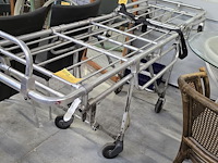 Lot 128 - alu ambulance berrie - afbeelding 2 van  3