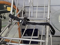 Lot 128 - alu ambulance berrie - afbeelding 3 van  3