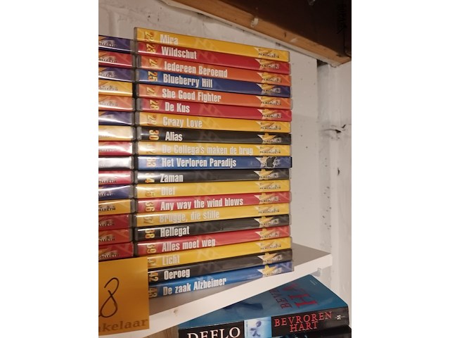 Lot 128 - dvd’s vlaamse films. 37 stuks - afbeelding 3 van  4