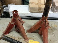 Lot 128 - garagekrikken 2 stuks - afbeelding 2 van  2