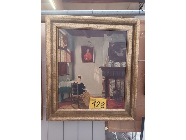 Lot 128 - kader vrouw aan de haard - afbeelding 1 van  3