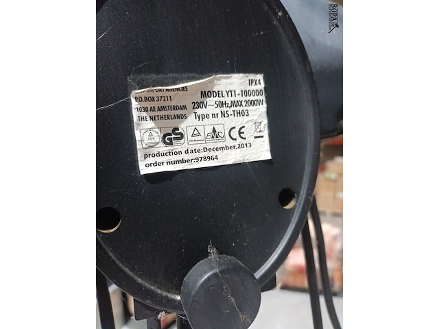 Lot 128 - terrasverwarmer tuv - afbeelding 3 van  3