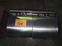 Lot 128 - wand asbak. 2 stuks - afbeelding 1 van  3