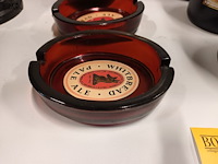 Lot 129 - asbakken. 3 stuks - afbeelding 2 van  3