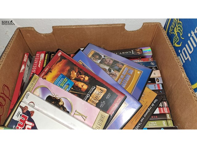 Lot 129 - doos diverse dvd's - afbeelding 2 van  3