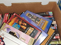 Lot 129 - doos diverse dvd's - afbeelding 2 van  3