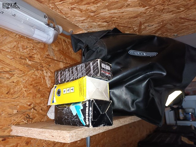 Lot 129 - fietsbenodigdheden. 11 stuks - afbeelding 3 van  5