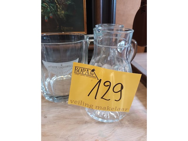 Lot 129 - ijsemmer moët en waterkannen. 4 stuks - afbeelding 3 van  3