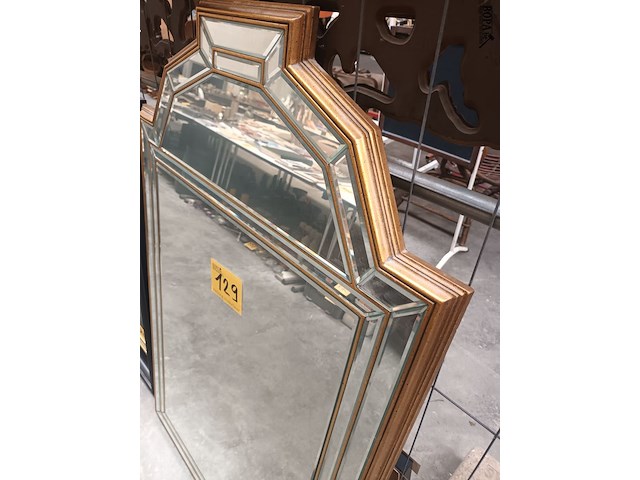 Lot 129 - vergulde spiegel deknudt - afbeelding 4 van  4