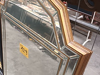 Lot 129 - vergulde spiegel deknudt - afbeelding 4 van  4