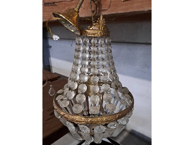 Lot 129 - vintage kroonluchter messing met kristallen pegels - 'zakluc - afbeelding 2 van  3