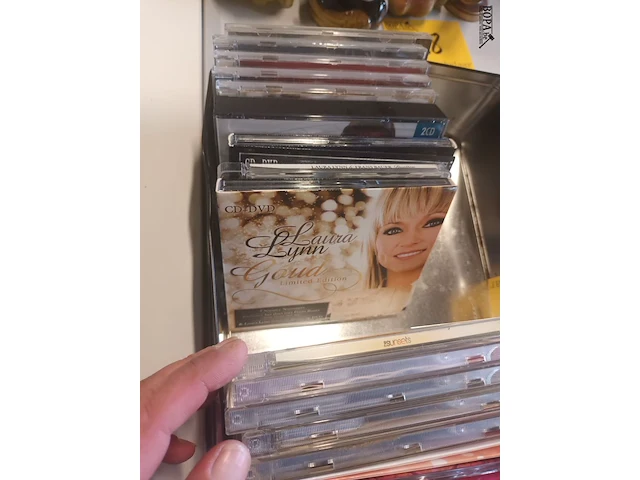 Lot 129 - vlaamse muziek cd’s. 18 stuks - afbeelding 4 van  6