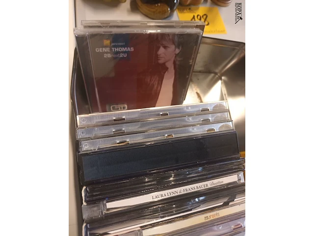 Lot 129 - vlaamse muziek cd’s. 18 stuks - afbeelding 6 van  6