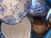 Lot 13 - antiek servies - afbeelding 2 van  3