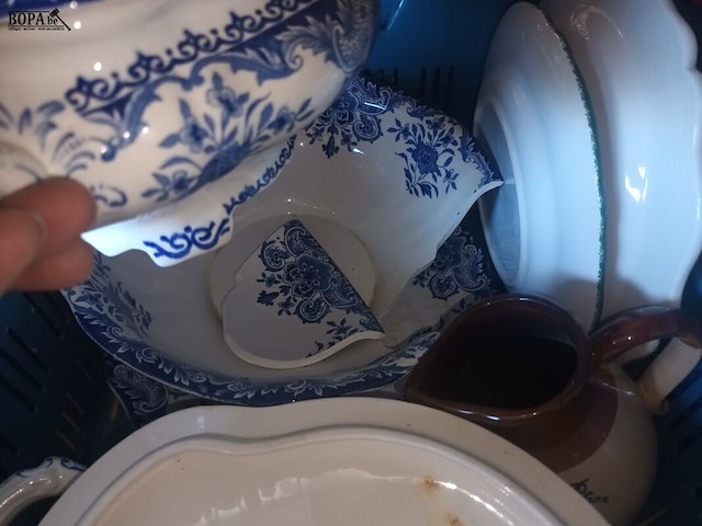 Lot 13 - antiek servies - afbeelding 3 van  3