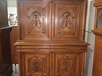 Lot 13 - antieke kast