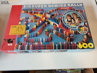 Lot 13 - big super domino rally 600