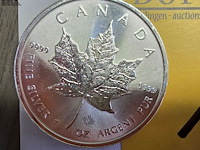 Lot 13 - canada maple zilveren munten (2022) (2 stuks) - afbeelding 3 van  4