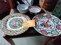Lot 13 - chinees servies